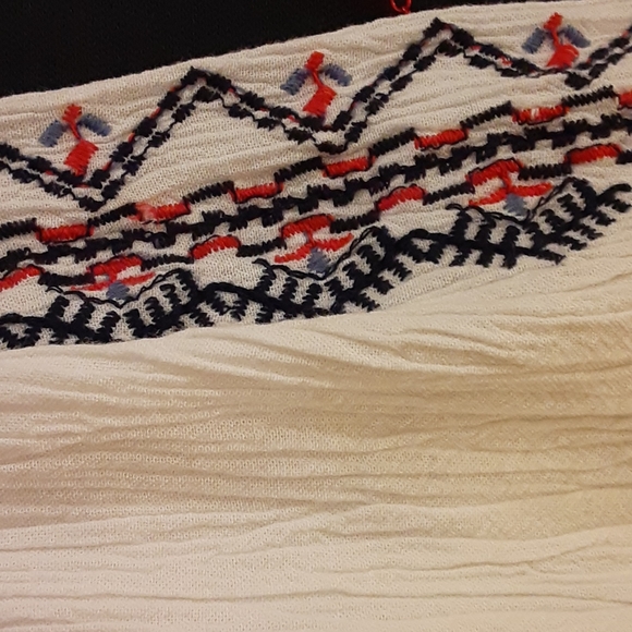 Old Navy embroidered tassel tunic shirt blouse XS - Picture 2 of 5